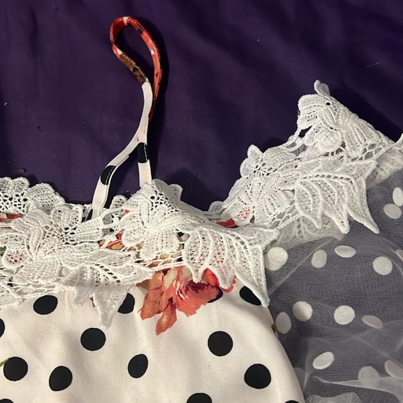 NWOT Cold Shoulder Sheer Sleeved Polka Dot Floral Top - Picture 6 of 11